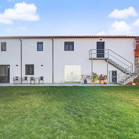 La Santa Siesta Hostel *