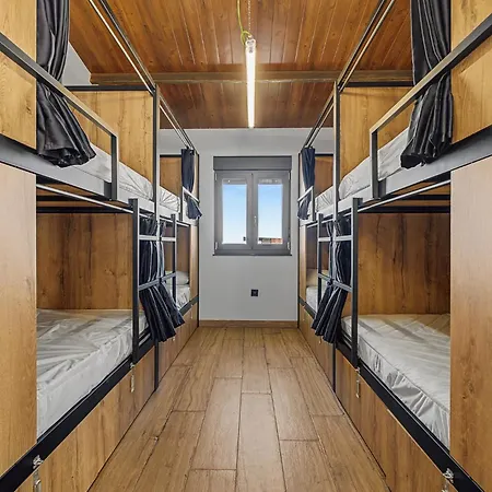 Hostel La Santa Siesta