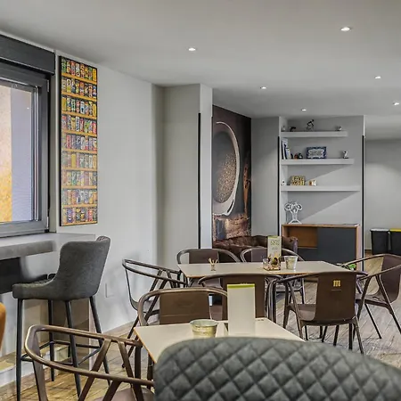 La Santa Siesta Hostel