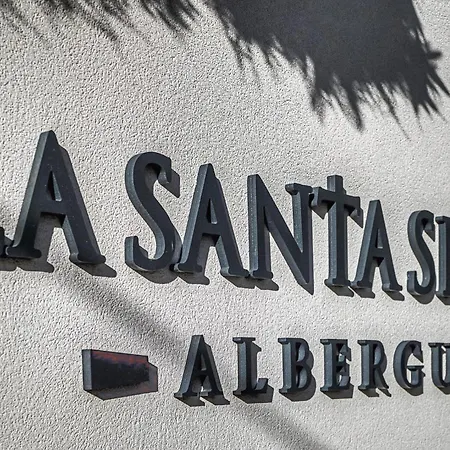 Hostel La Santa Siesta *