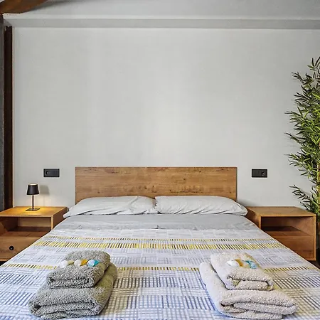 La Santa Siesta Hostel *