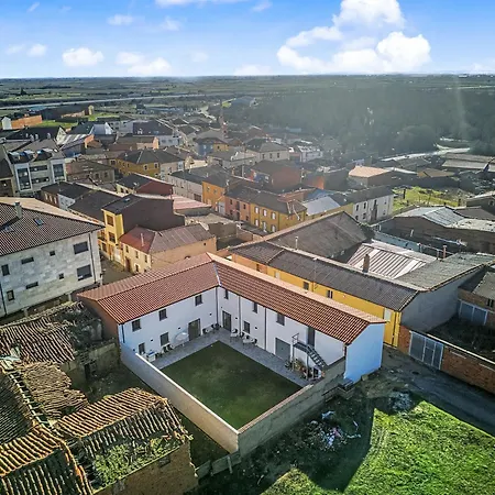 La Santa Siesta 호스텔 비야당고스 델 파라모